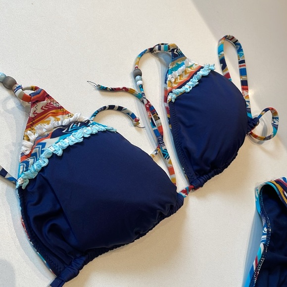 Lucky Brand Guatemala Beach Reversible String Bikini, Size L/XL - Picture 8 of 12